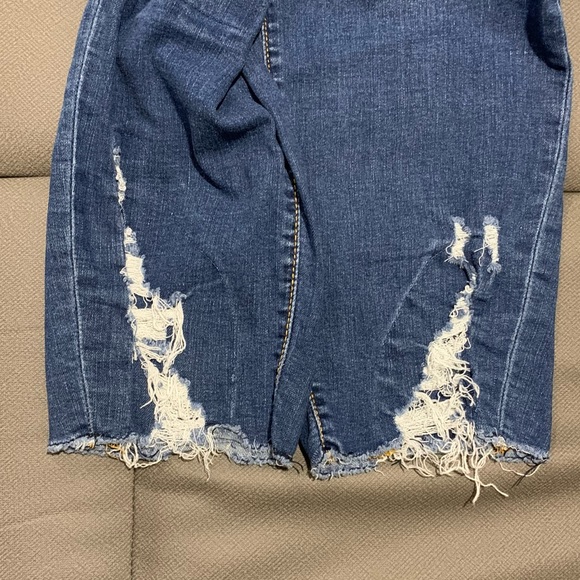 Cato Ripped Skinny Jeans - Picture 4 of 4